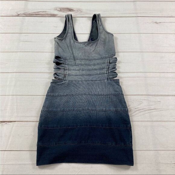Guess Blue Ombré Sleeveless Back Zip Cut Out Side Stretch Denim Dress - Picture 1 of 11
